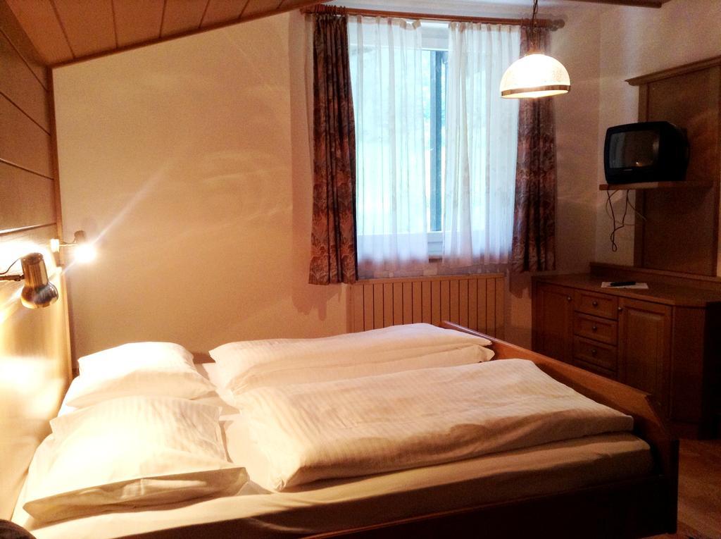 Hotel Gasthof Kaiserin Elisabeth à Steyrling Extérieur photo